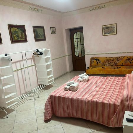 Casa Vacanze Madison Square Palermo Eksteriør billede