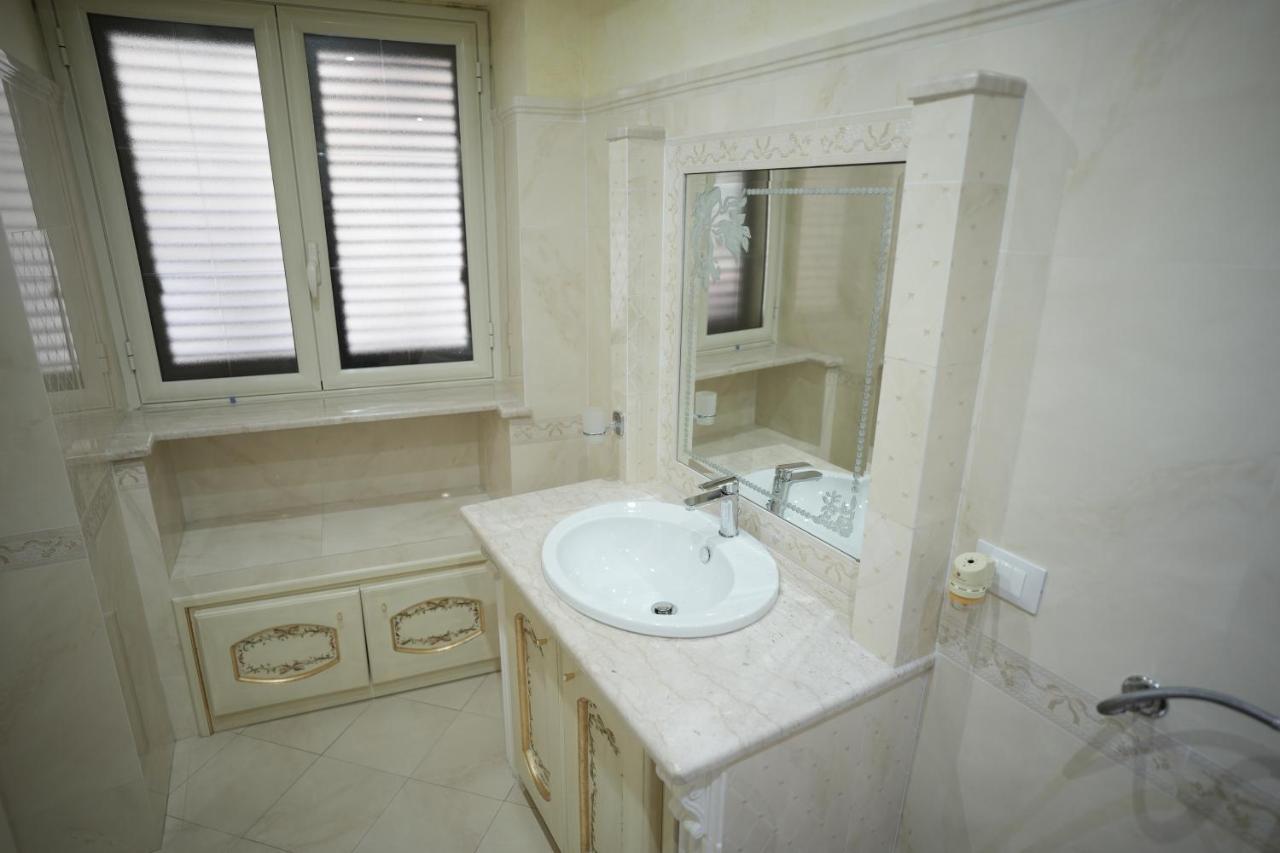 Casa Vacanze Madison Square Palermo Eksteriør billede